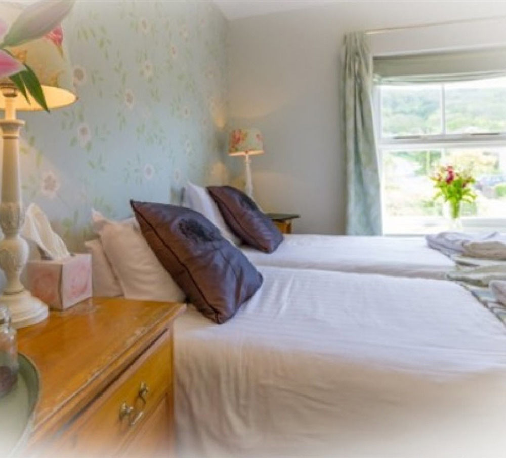The Highdown Inn Totland エクステリア 写真