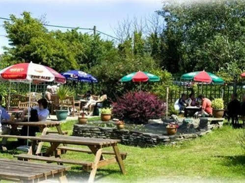 The Highdown Inn Totland エクステリア 写真
